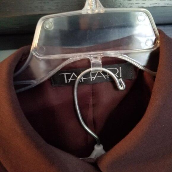 Tahari vintage two piece suit - Picture 4 of 8